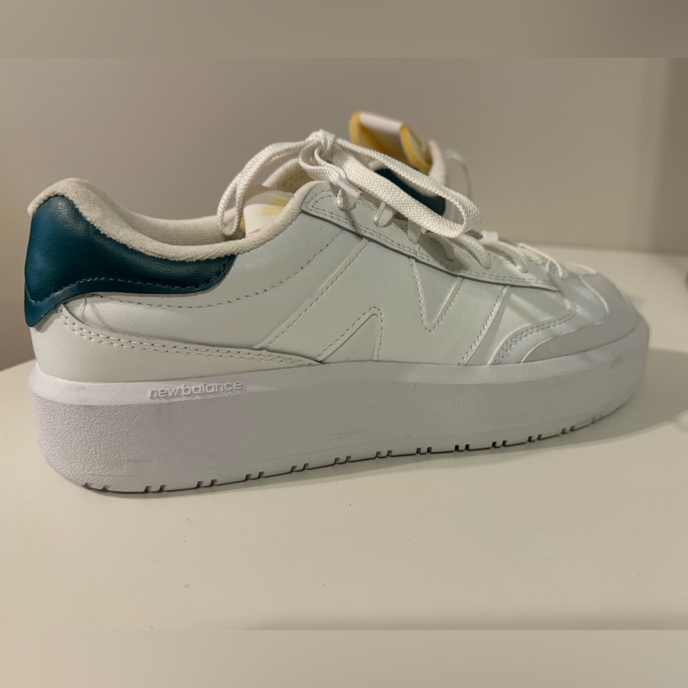 New Balance White and Green Athletic Shoes